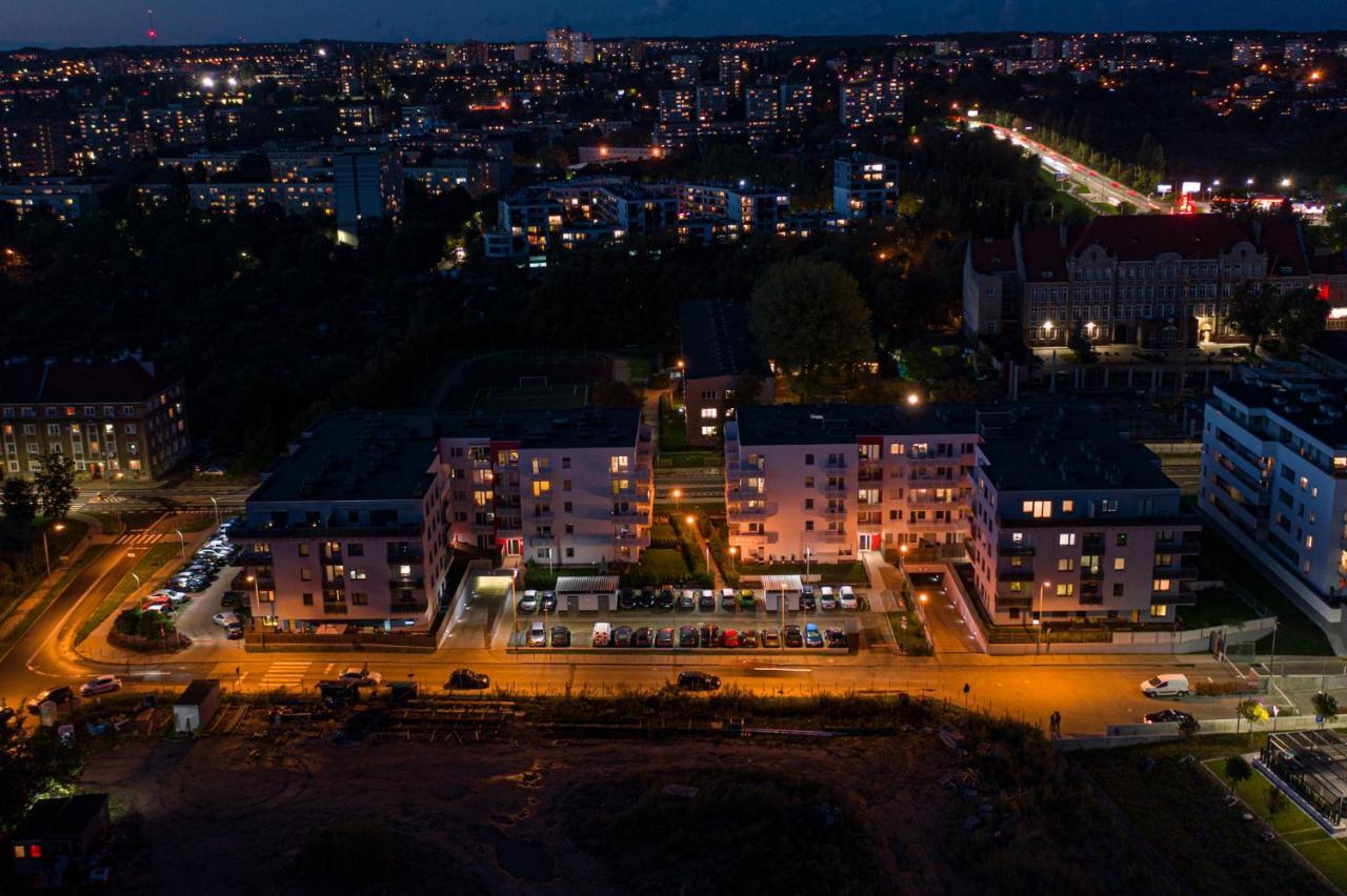 Livin Aparthotel Centrum Szczecin Exteriör bild